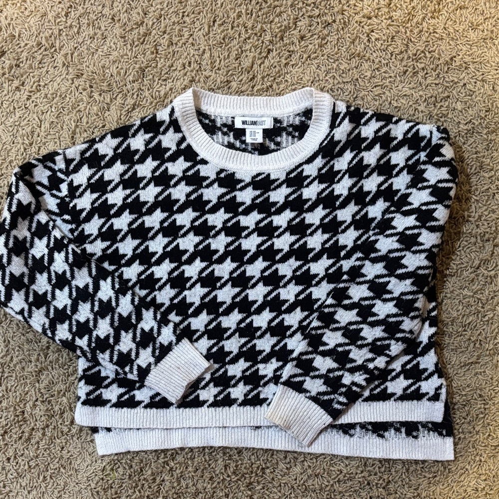 William Rast, XS Black and White Houndstooth, slightly cropped Sweater